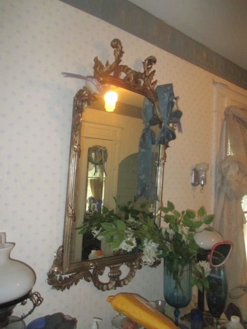 Large Antiques Living Estate Auction, Bristol TN - IMG_1048.JPG