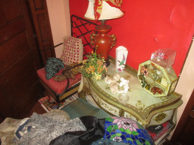 Large Antiques Living Estate Auction, Bristol TN - IMG_1063.JPG