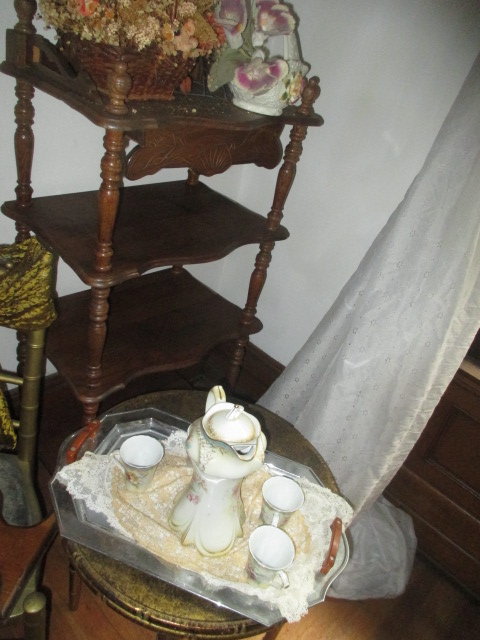 Large Antiques Living Estate Auction, Bristol TN - IMG_2516.JPG