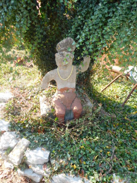 Yard Art, Stones, Carving,Vessels, Whirligigs, Folk Art from the Estate Of Mark King - DSCN1293.JPG