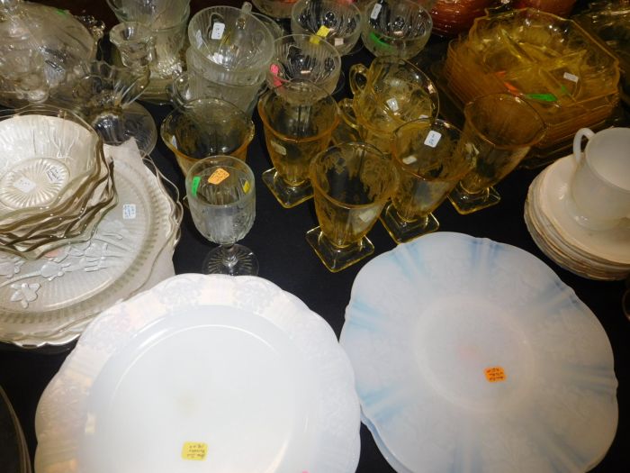 California Estate plus a Lifetime Depression Glass Collection - DSCN2529.JPG