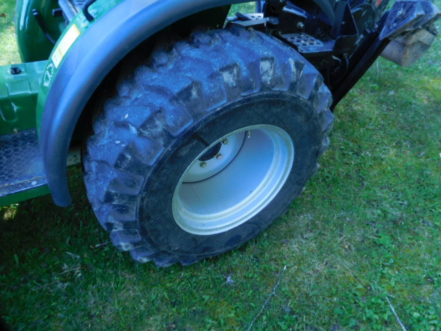 Living Estate  Auction Farm Machinery, tools, trailer, plus much more - DSCN9964.JPG
