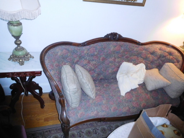 Judith Gregory Estate Auction - DSCN9732.JPG