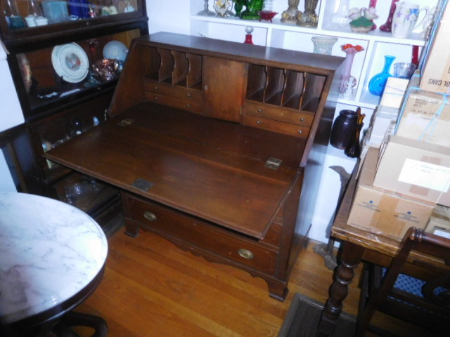 Judith Gregory Estate Auction - DSCN9737.JPG