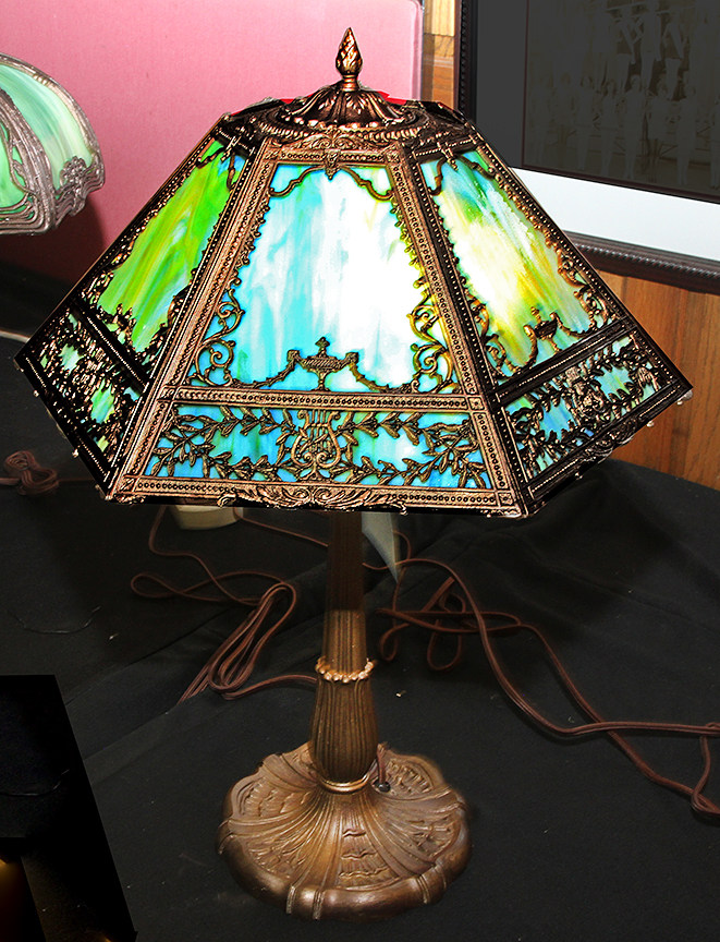 Annual Thanksgiving Auction - 0273.jpg