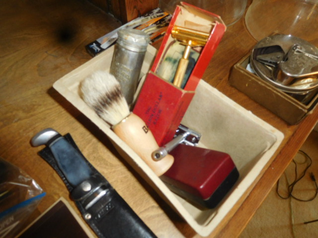 Teegarden Absolute Estate Auction Bristol - DSCN0032.JPG